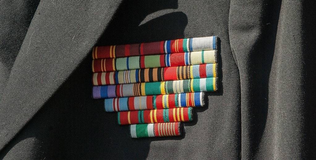 Insigne de la Légion d'honneur : origine, symbolique et parcours des décorés